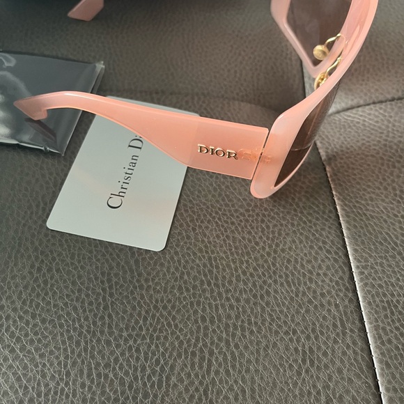 Authentic Dior So light sunglasses 💗 - Picture 3 of 7